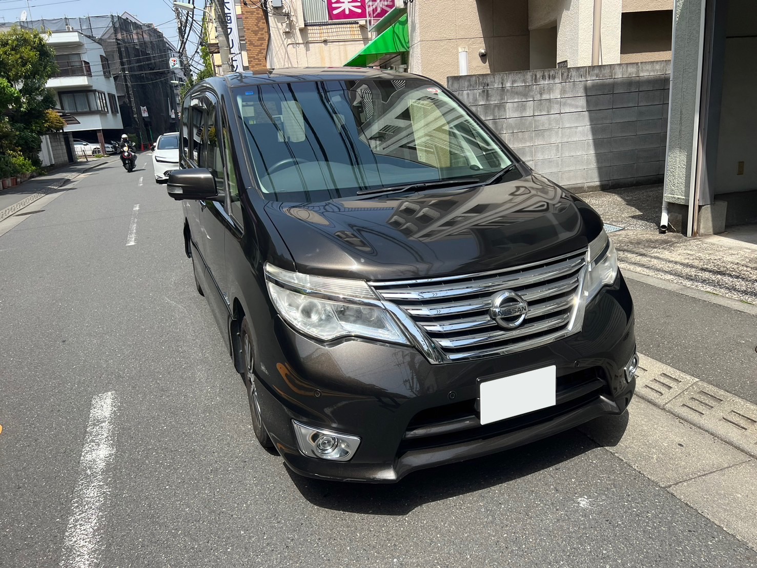 日産　セレナ　ハイウェイスター
