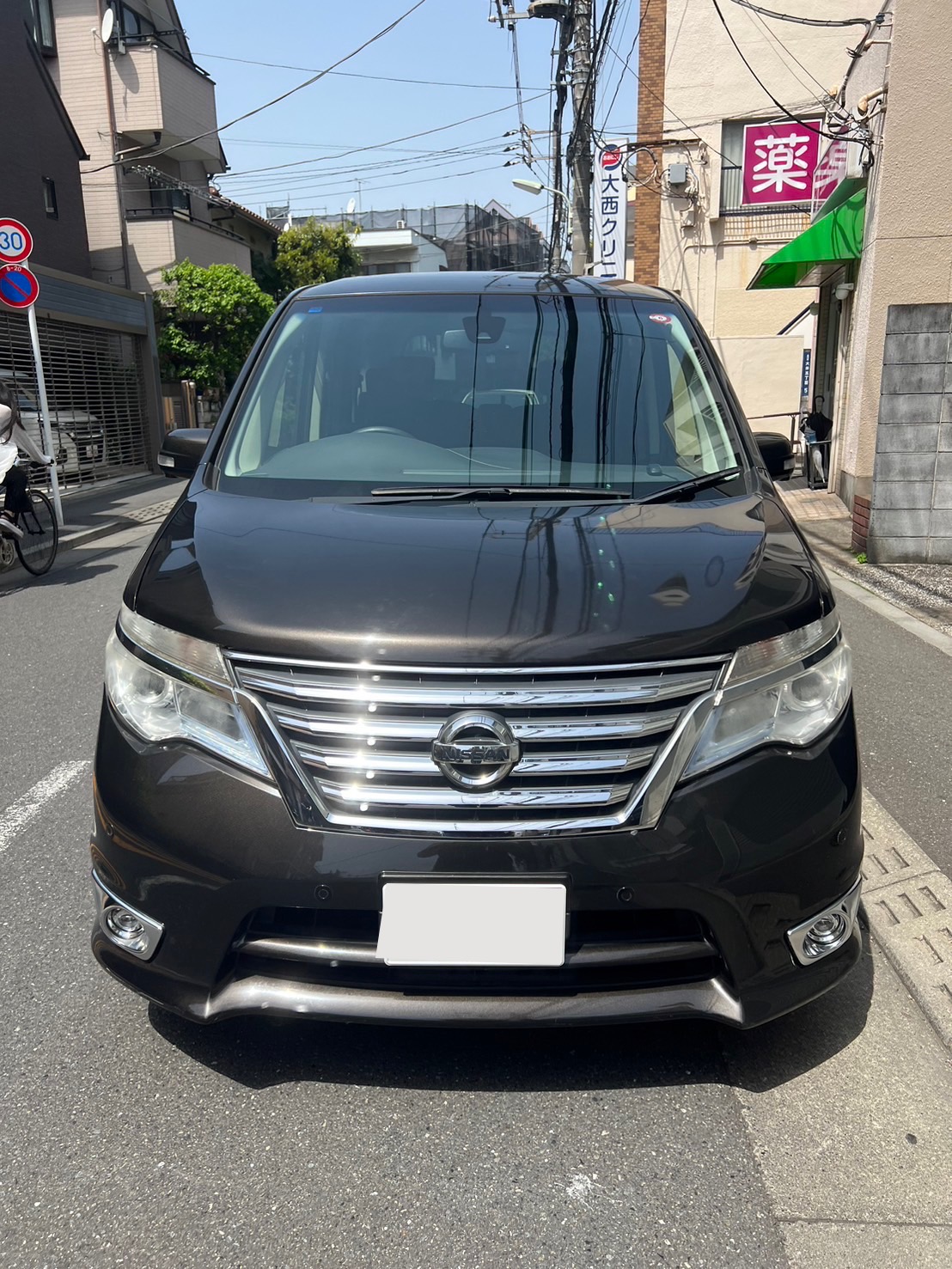 日産　セレナ　ハイウェイスター